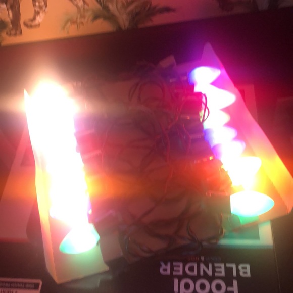 Christmas lights multi colored VTG USA 15 lights 23 feet long EUC - Picture 6 of 8